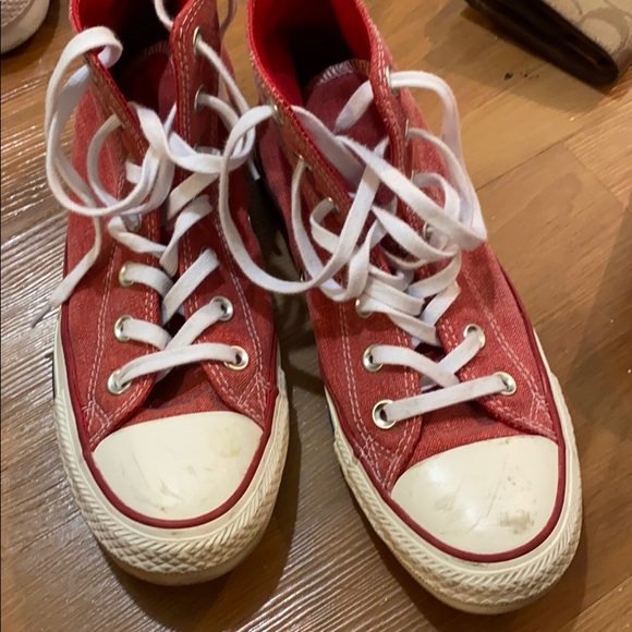 Classic Red converse - Picture 2 of 6